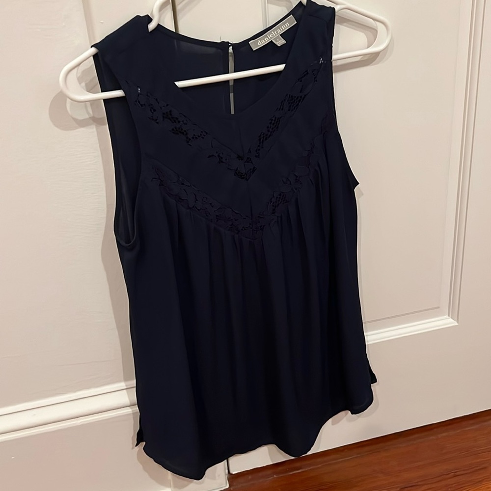 Daniel Rainn navy blouse tank with pretty detail, size S